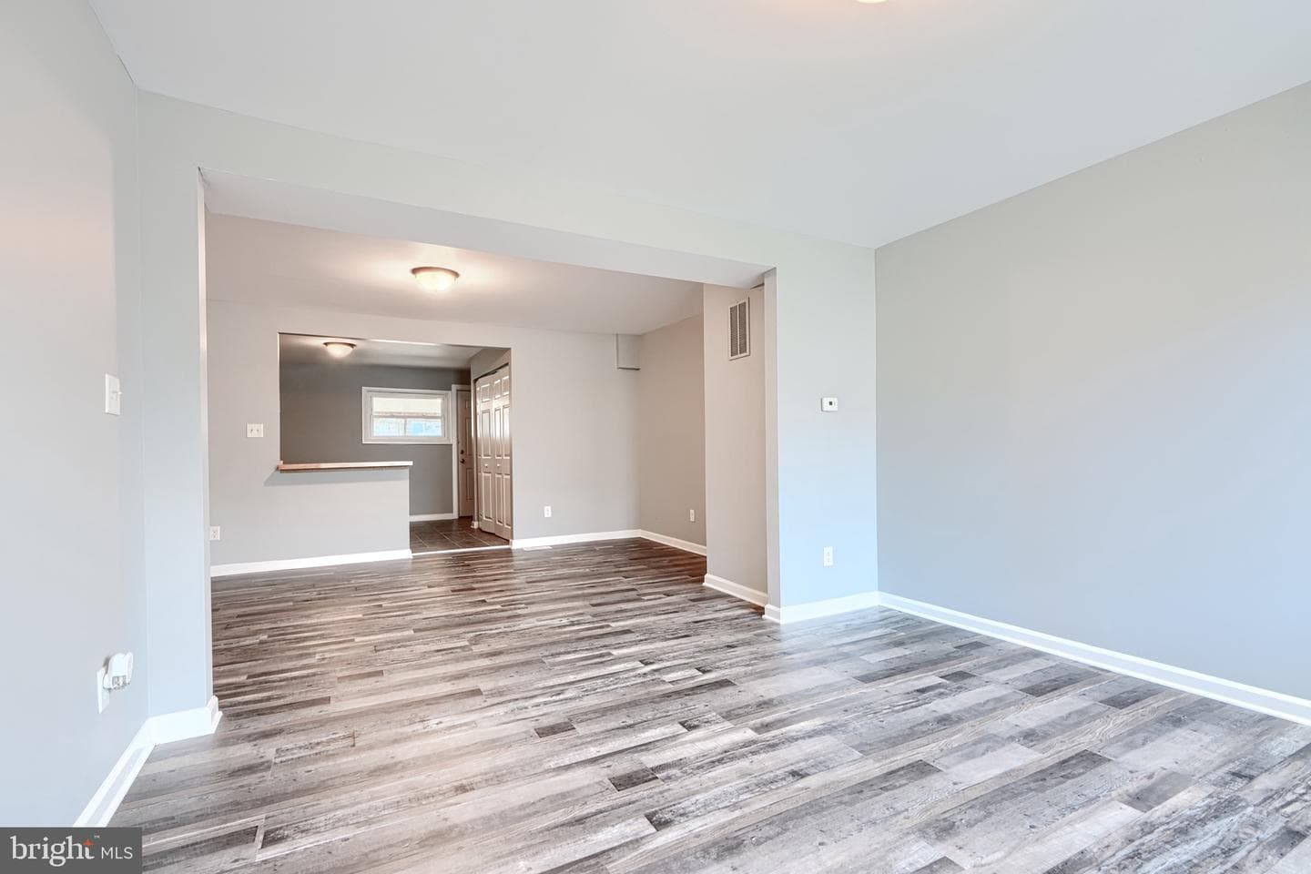 213 Colgate Avenue photo 3