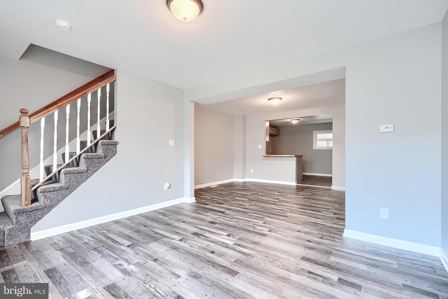 213 Colgate Avenue photo 4