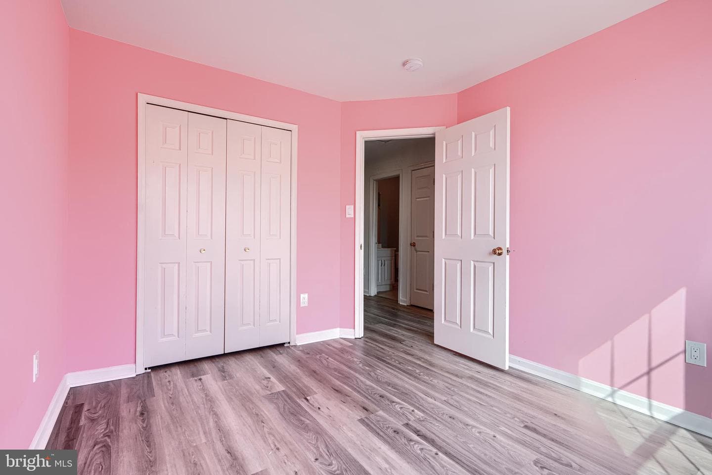 4 Maya Way photo 34