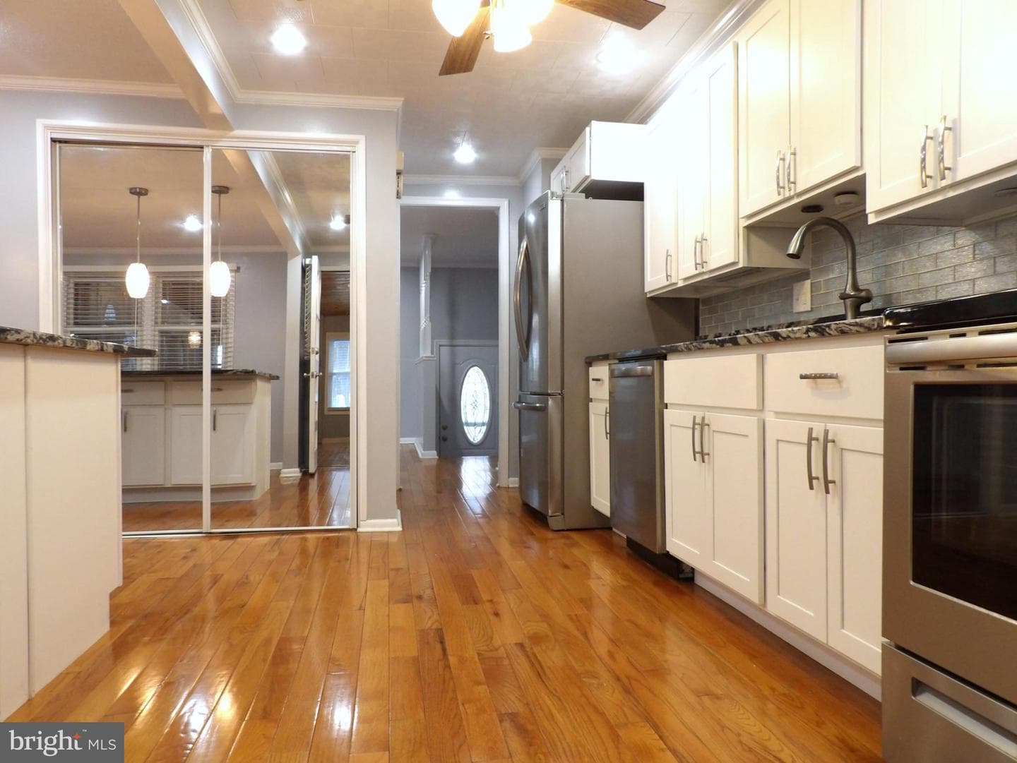901 Grovehill Road photo 11