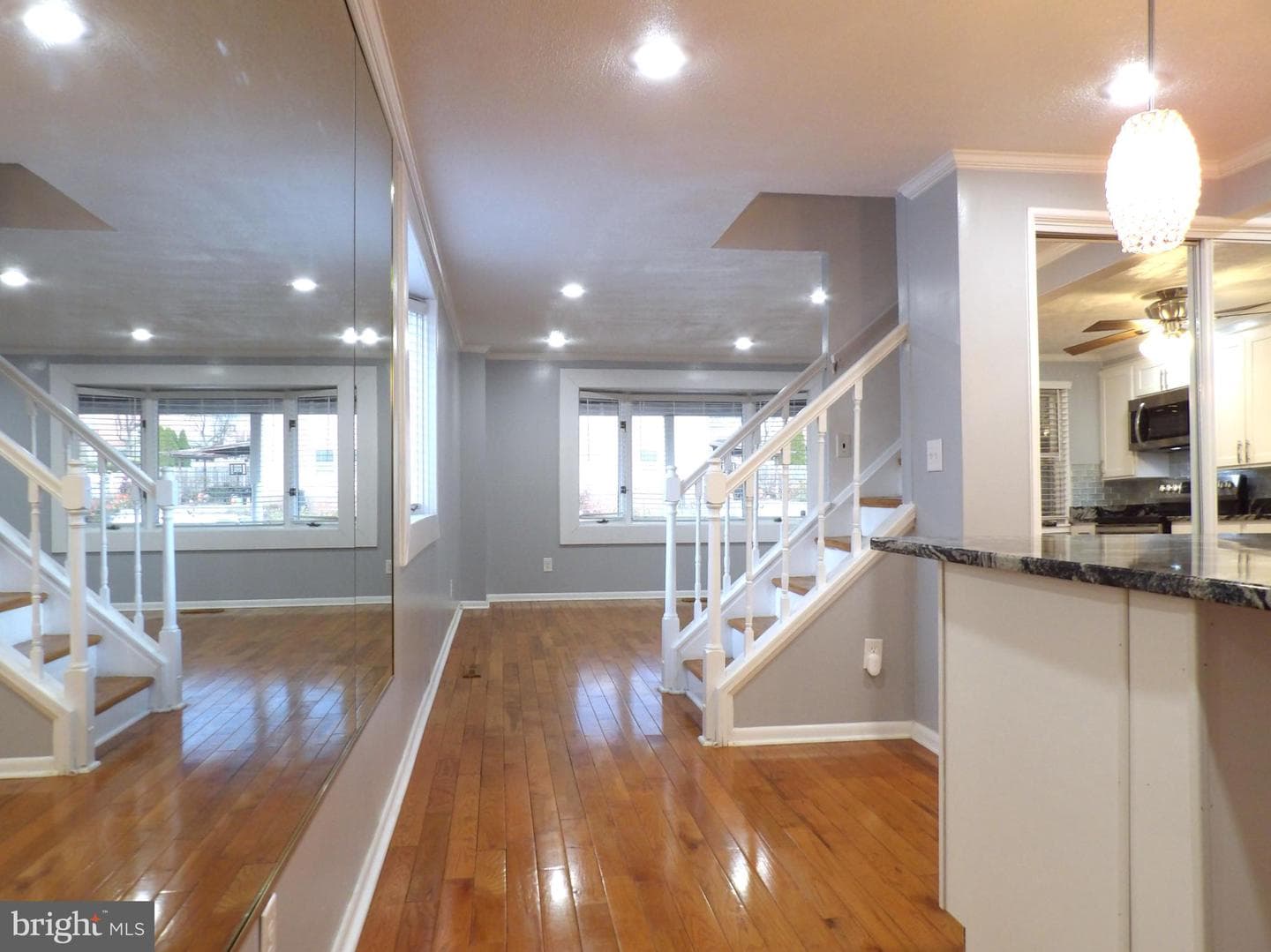 901 Grovehill Road photo 13