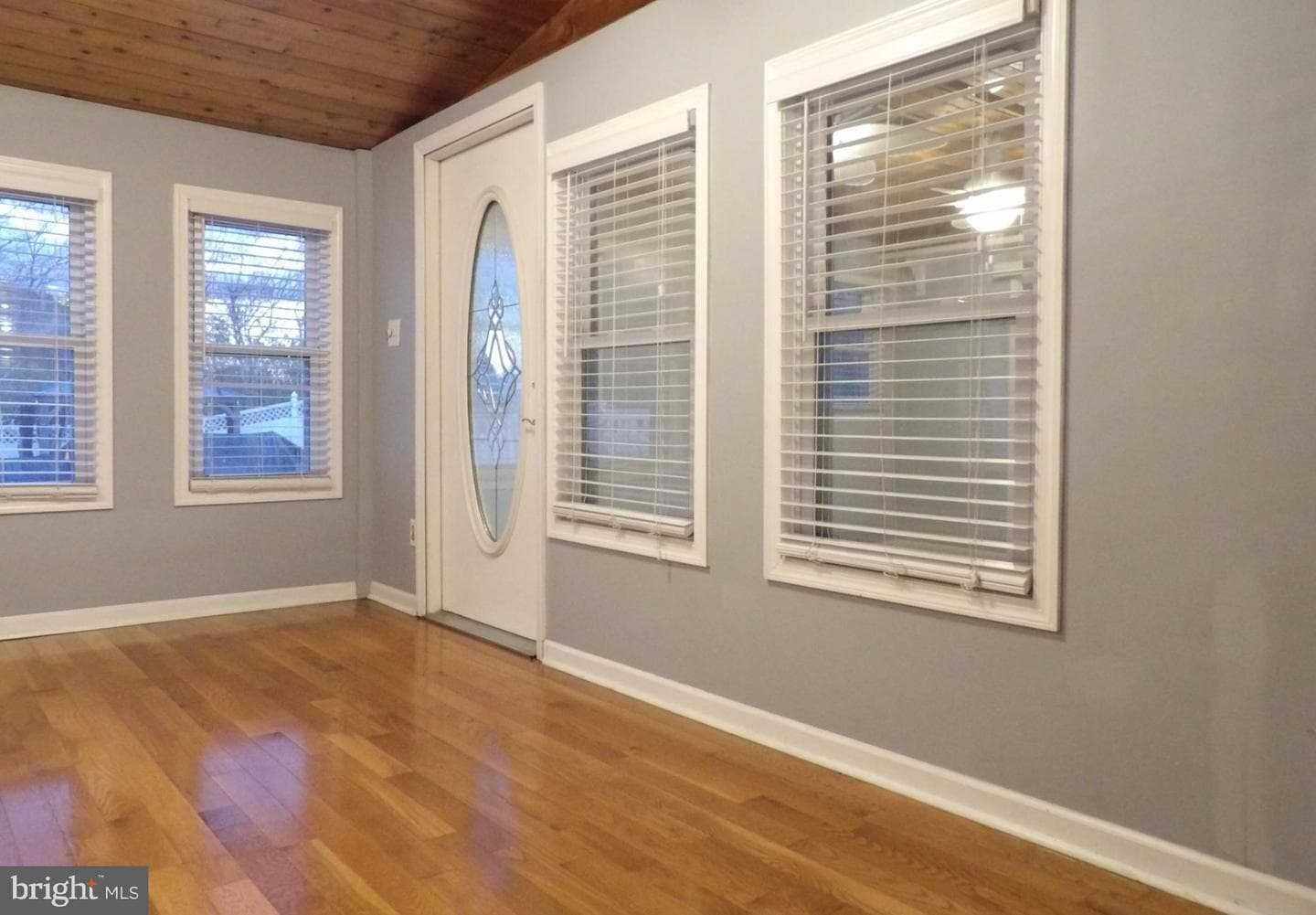 901 Grovehill Road photo 35