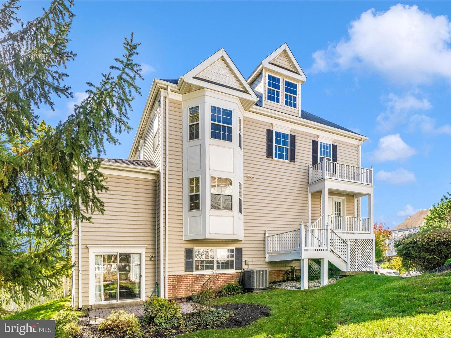 28 Goldsborough Way #41 photo 45