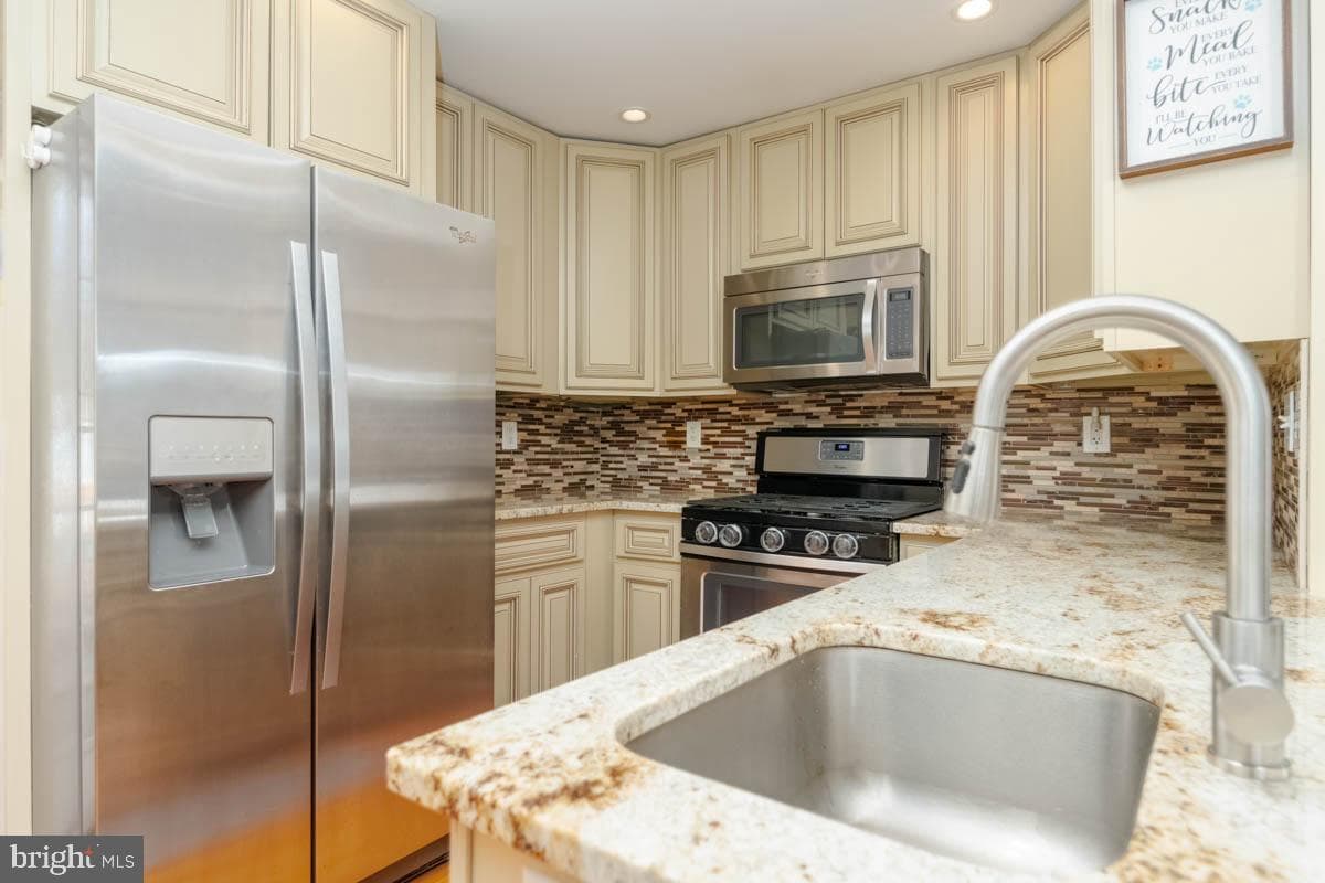 1816 Briarcliff Road photo 3