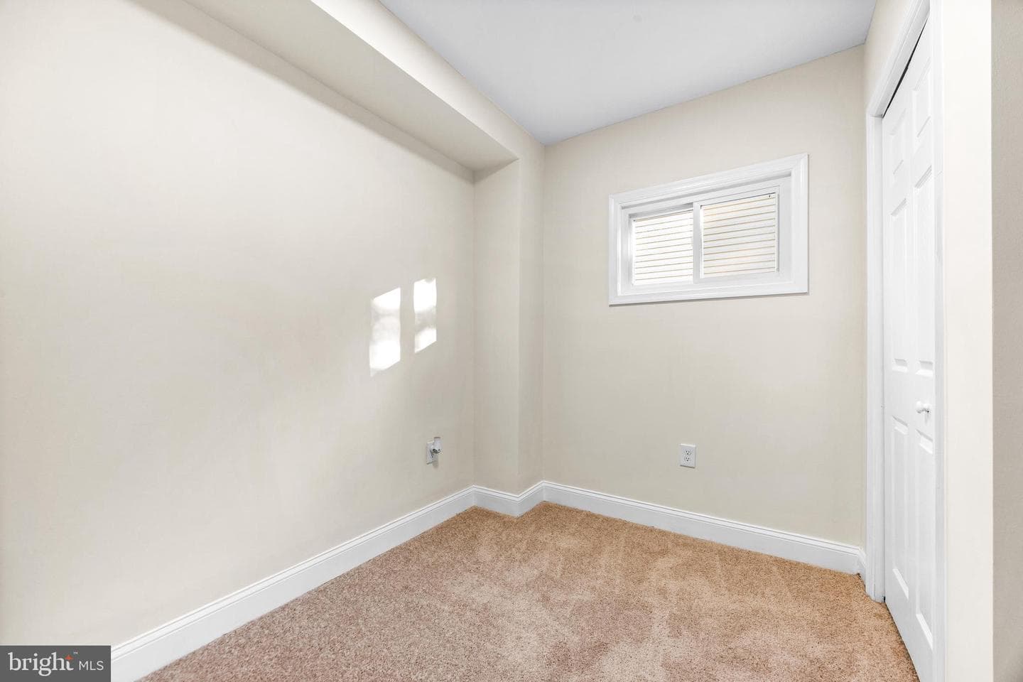 611 Cliveden Road photo 19