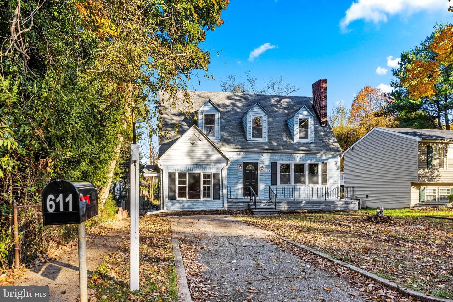 611 Cliveden Road photo 2