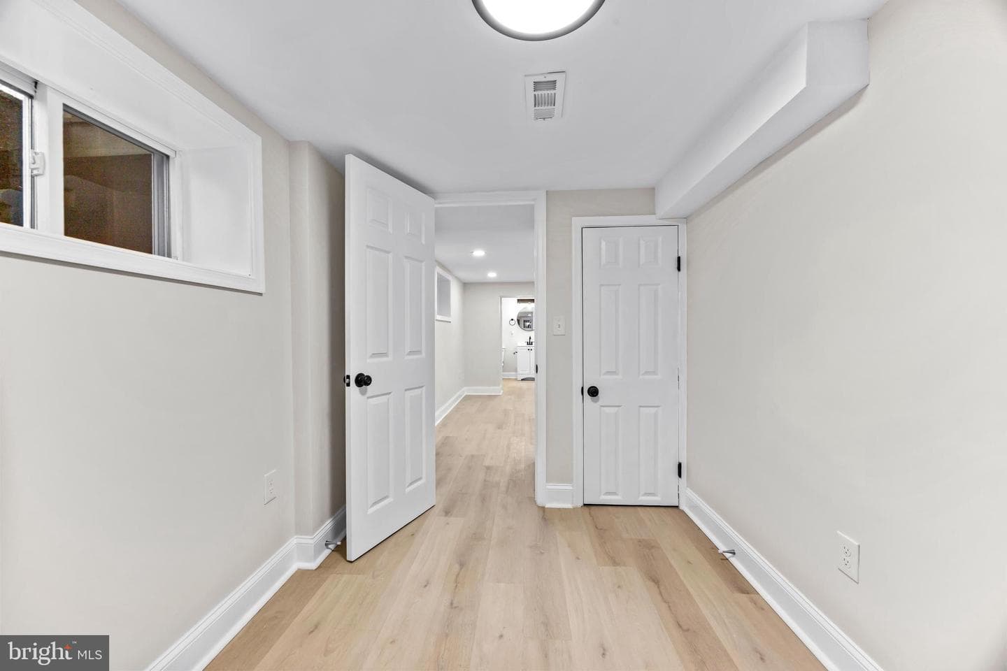 611 Cliveden Road photo 42