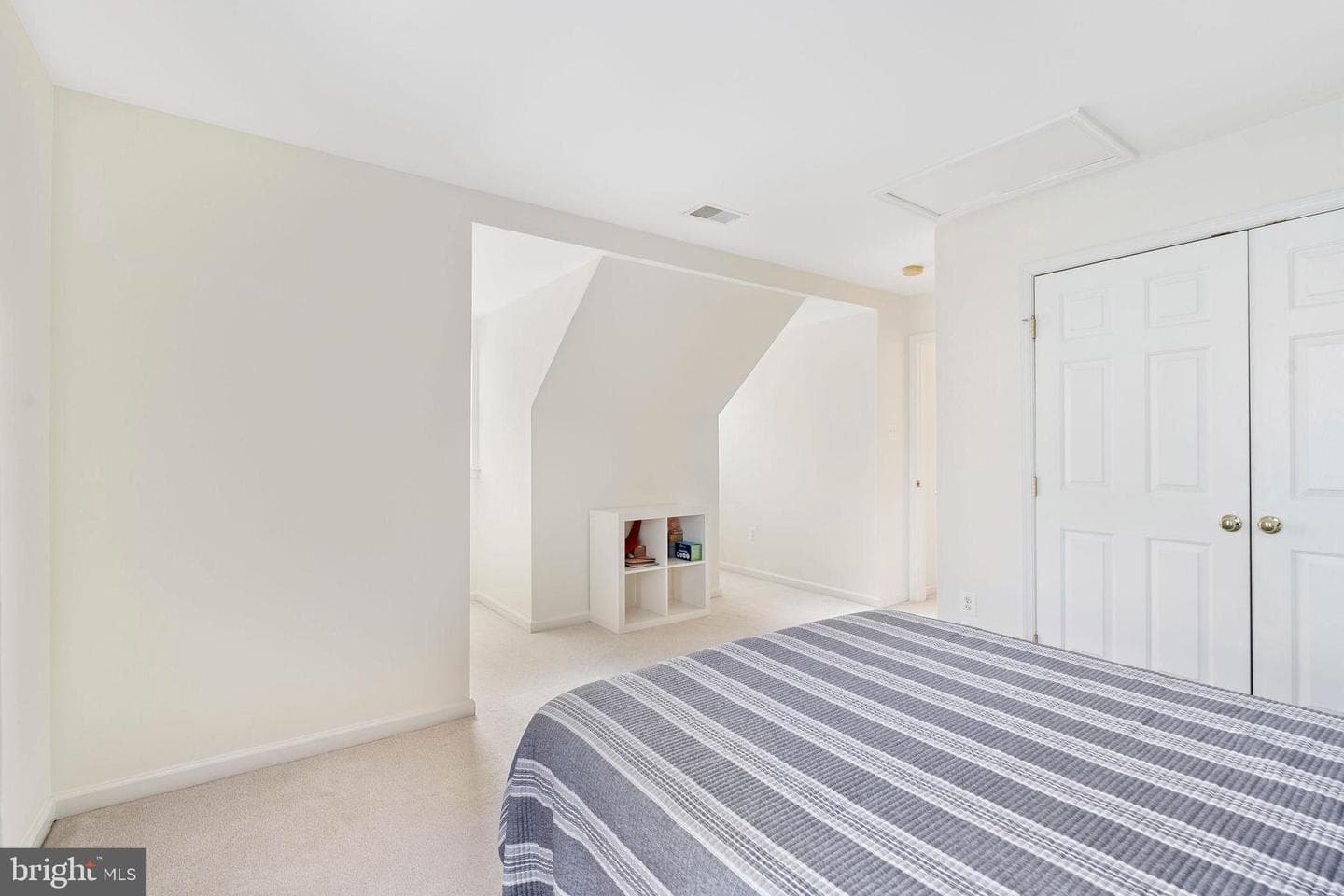 9629 Gerst Road photo 34