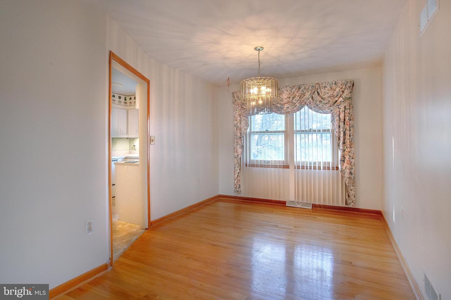 17718 Pretty Boy Dam Road photo 13