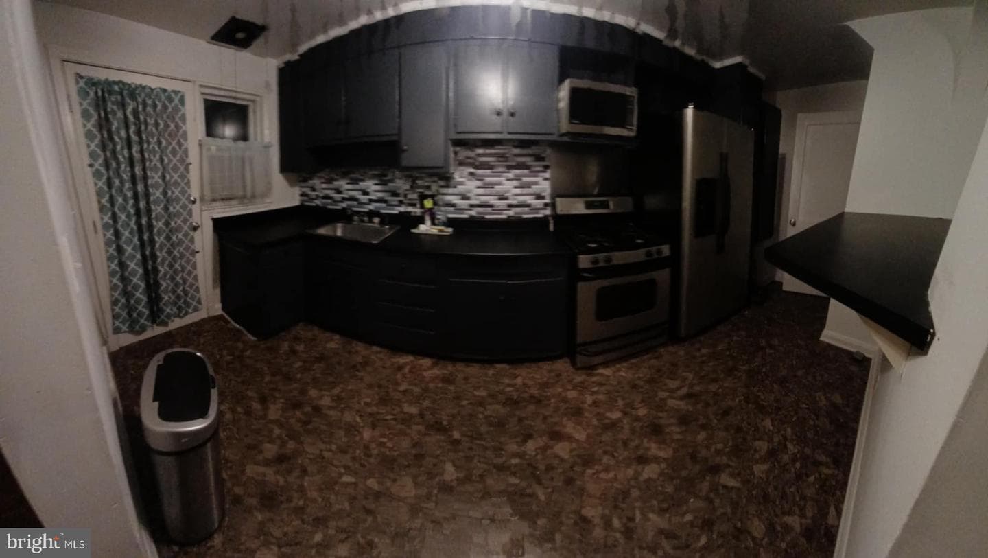 1428 Clairidge Road photo 5