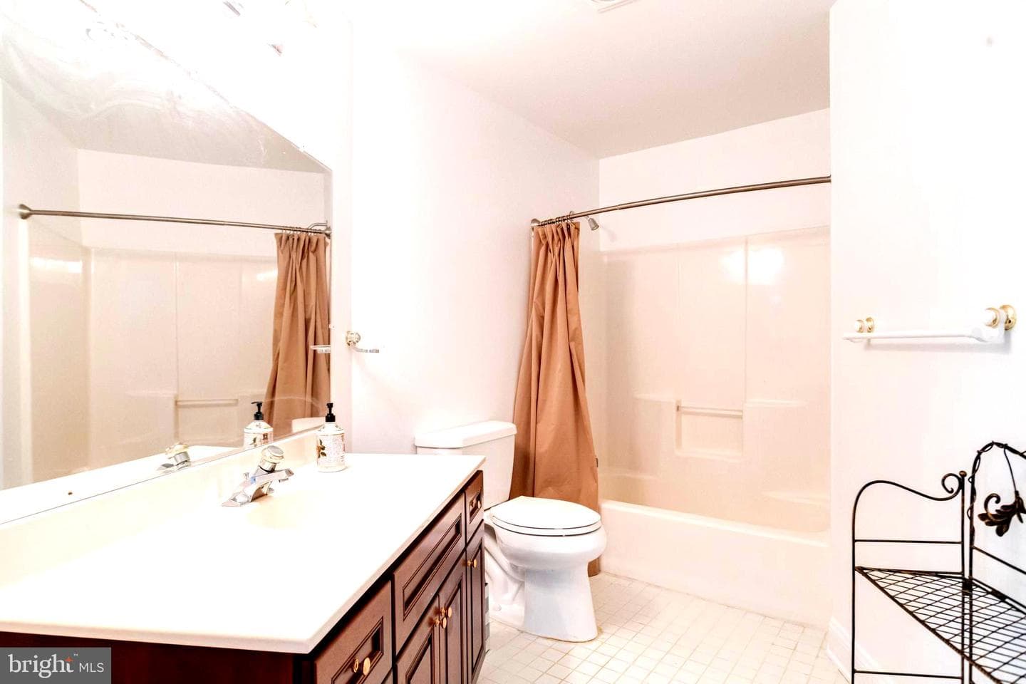 1432 Shore Road photo 35