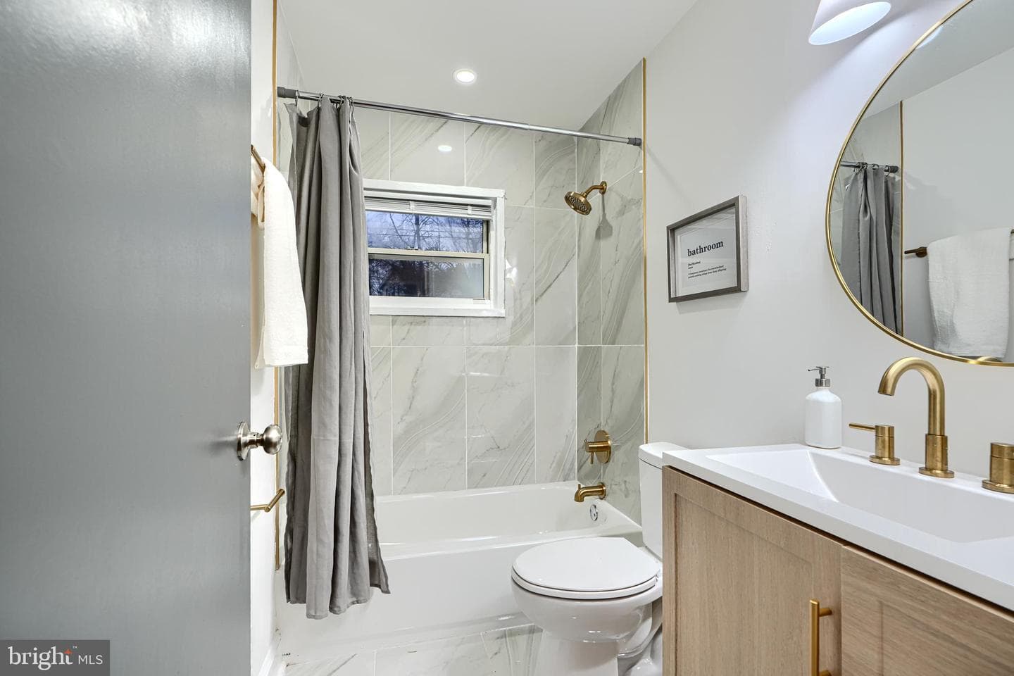 6815 Fox Meadow photo 15