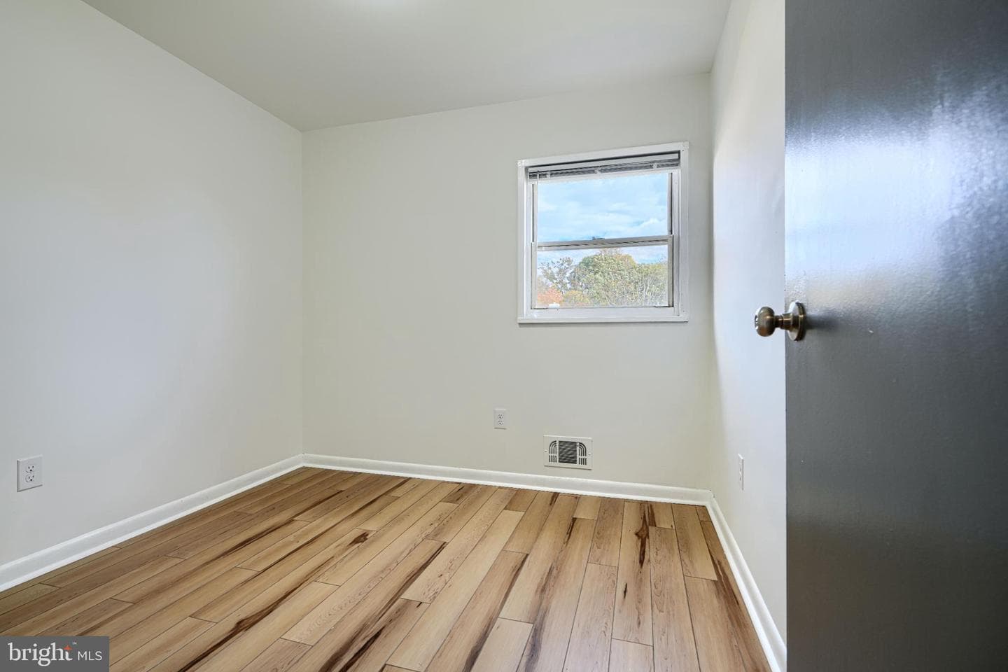 6815 Fox Meadow photo 20