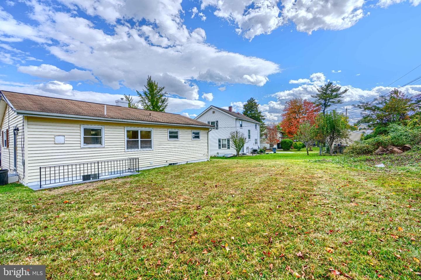 6815 Fox Meadow photo 39