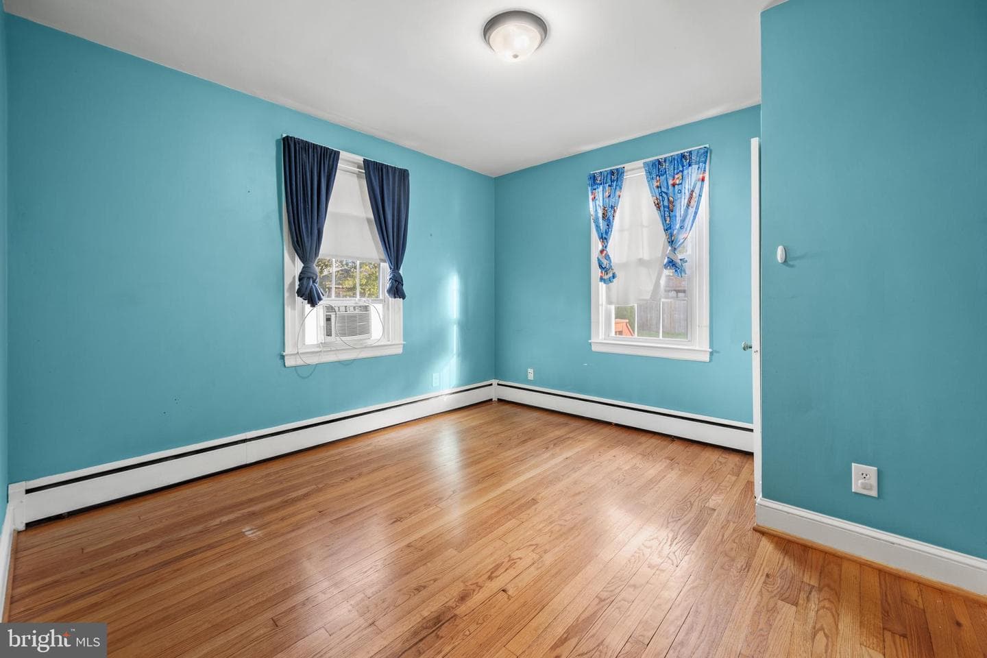 4605 Linden Avenue photo 15