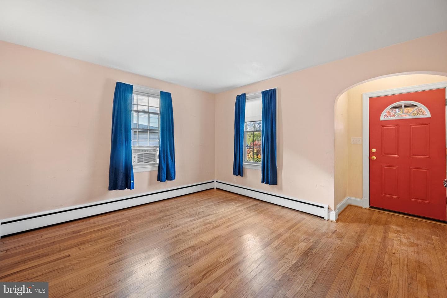 4605 Linden Avenue photo 6