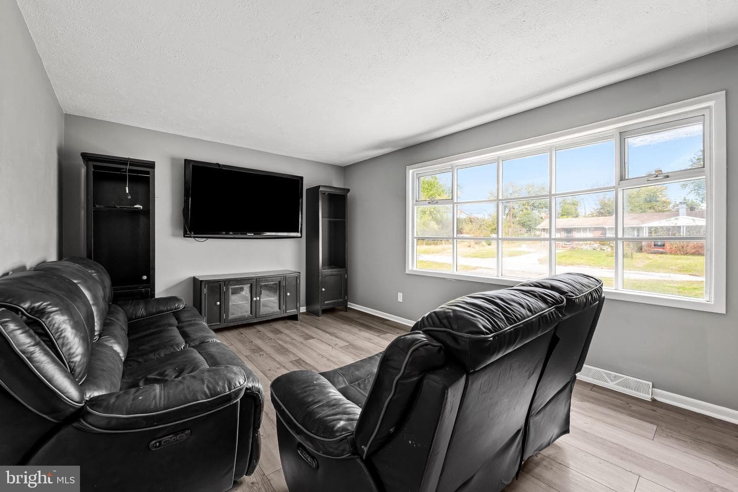 1804 Crafton Avenue photo 4