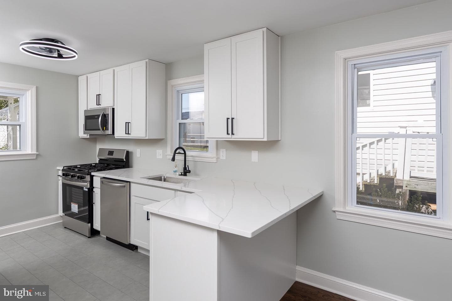 2811 Emerald Road photo 10