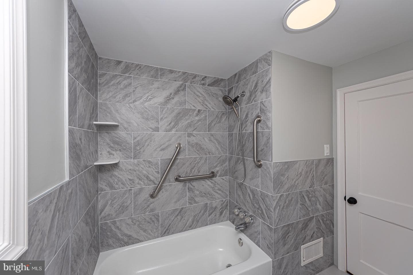 2811 Emerald Road photo 29