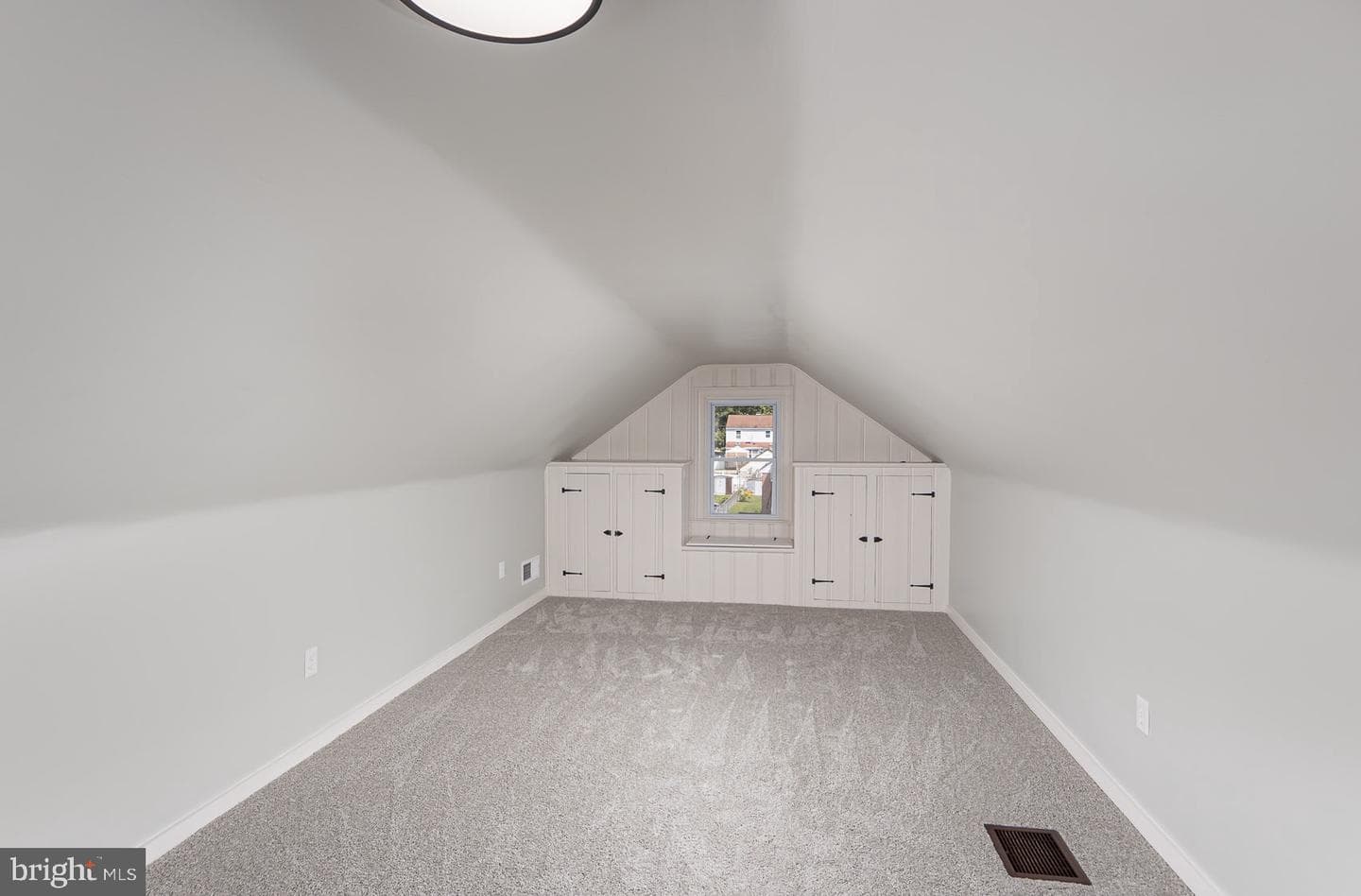 2811 Emerald Road photo 31