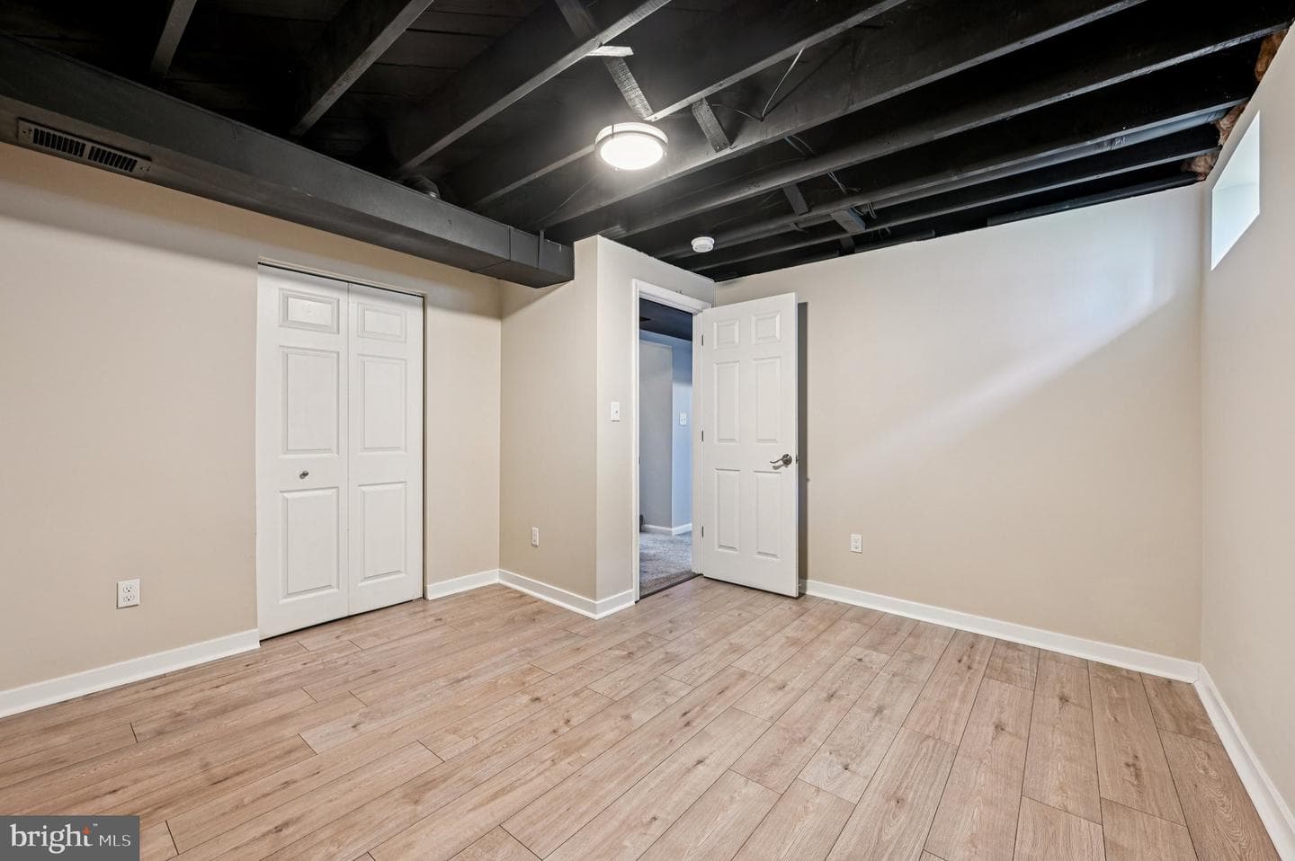 2828 Alabama Avenue photo 16