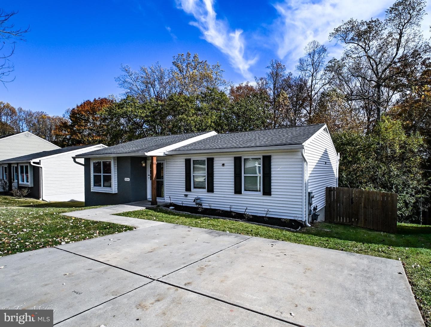 9544 Gunhill Circle photo 54