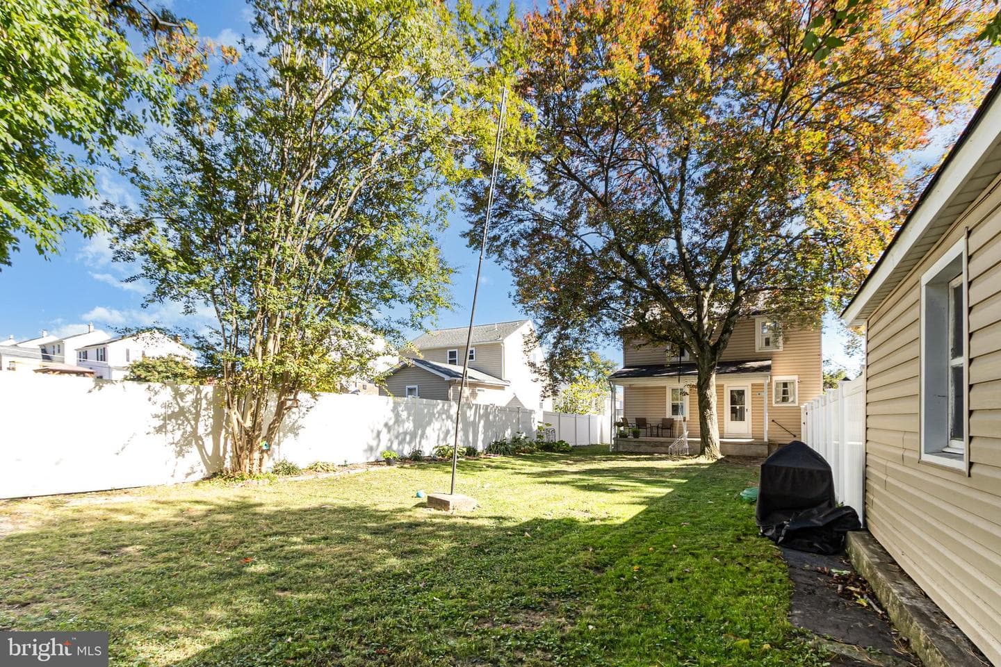 8306 Beryl Road photo 32
