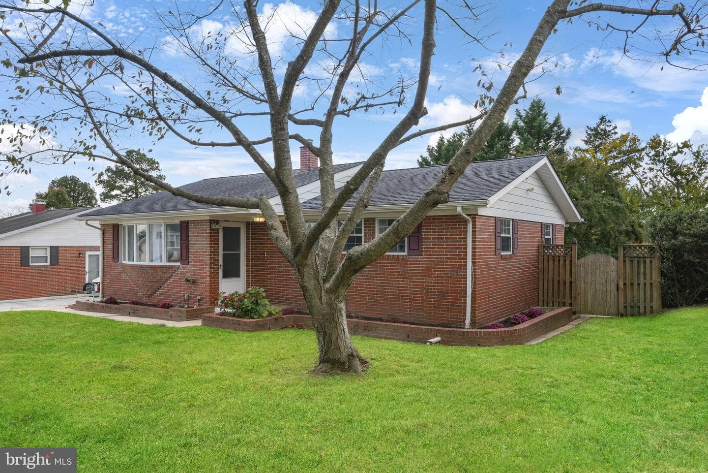9641 Dundawan Road photo 1