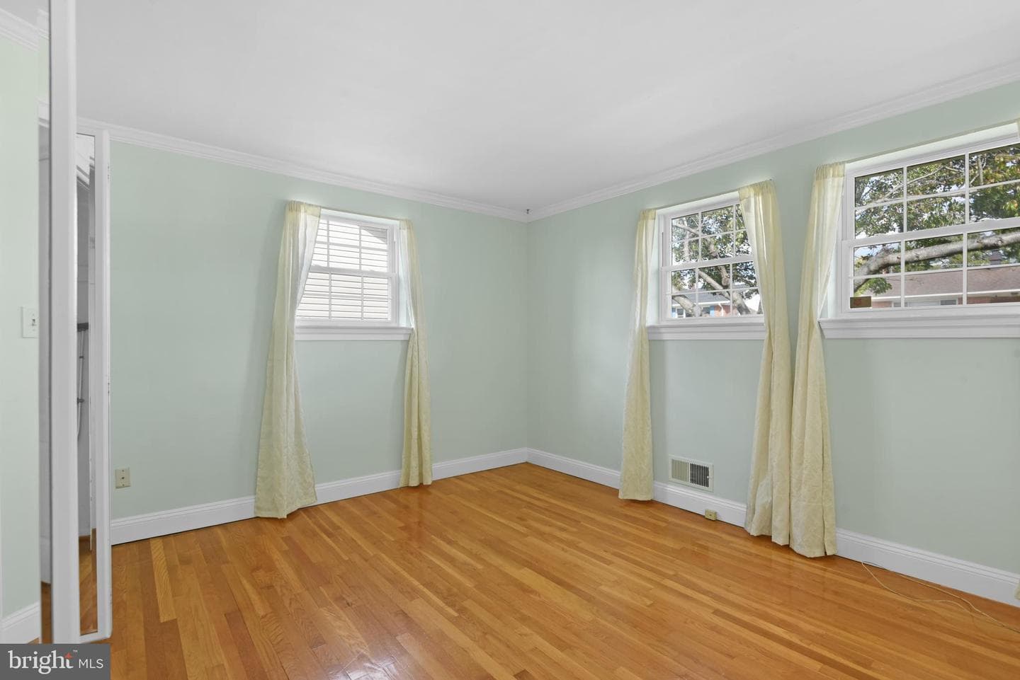 9641 Dundawan Road photo 5