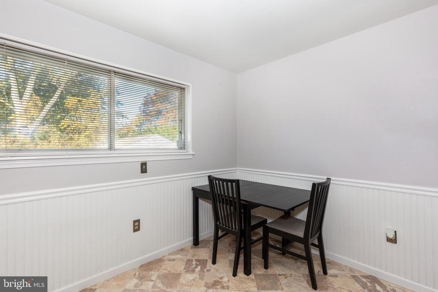 318 Bryanstone Road photo 10