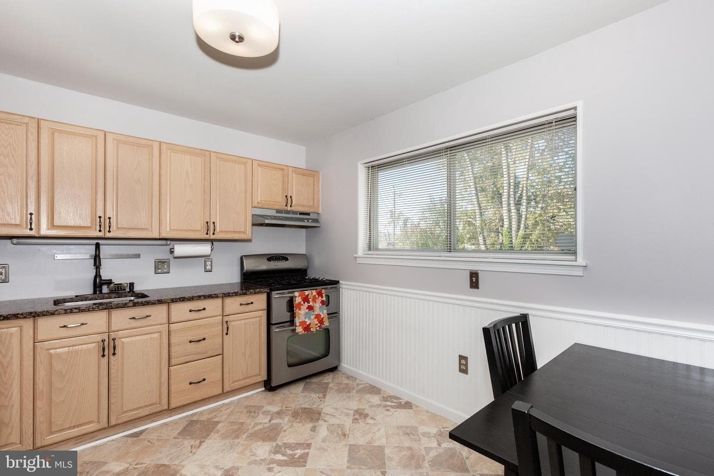 318 Bryanstone Road photo 7