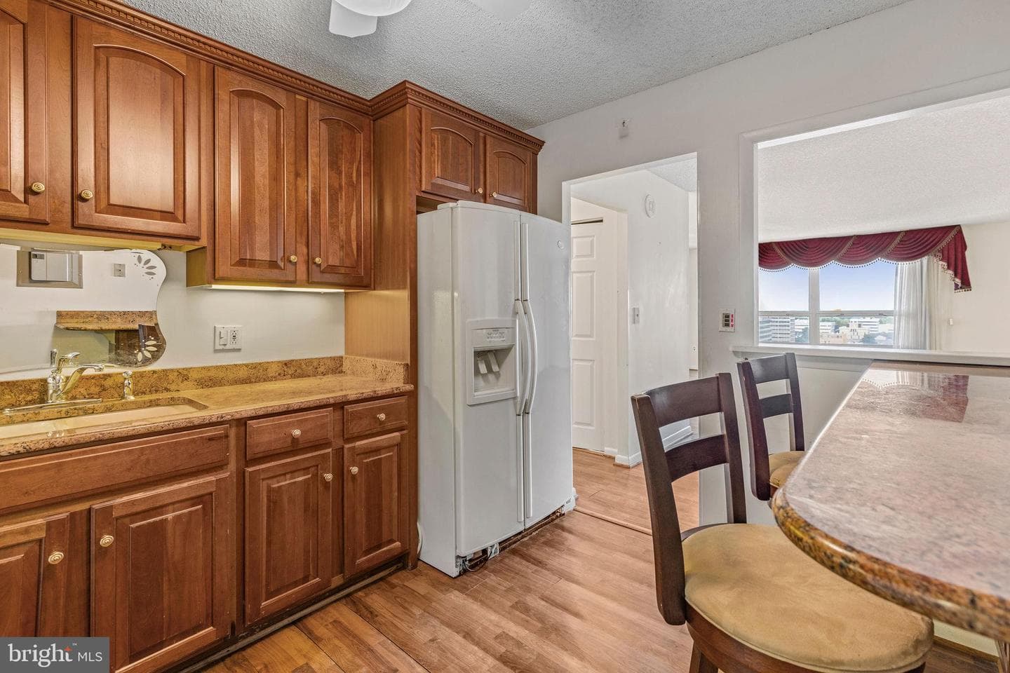 205 E Joppa Road #1606 photo 25