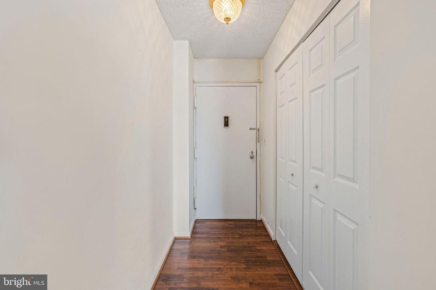 205 E Joppa Road #1606 photo 4
