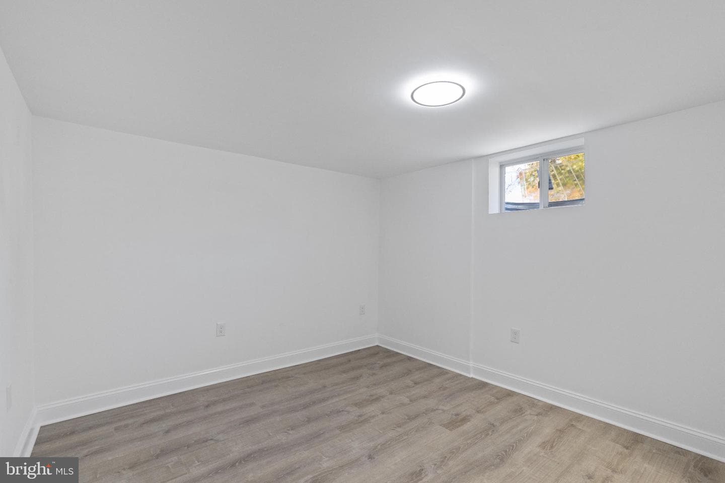 8908 Meadow Heights Road photo 28