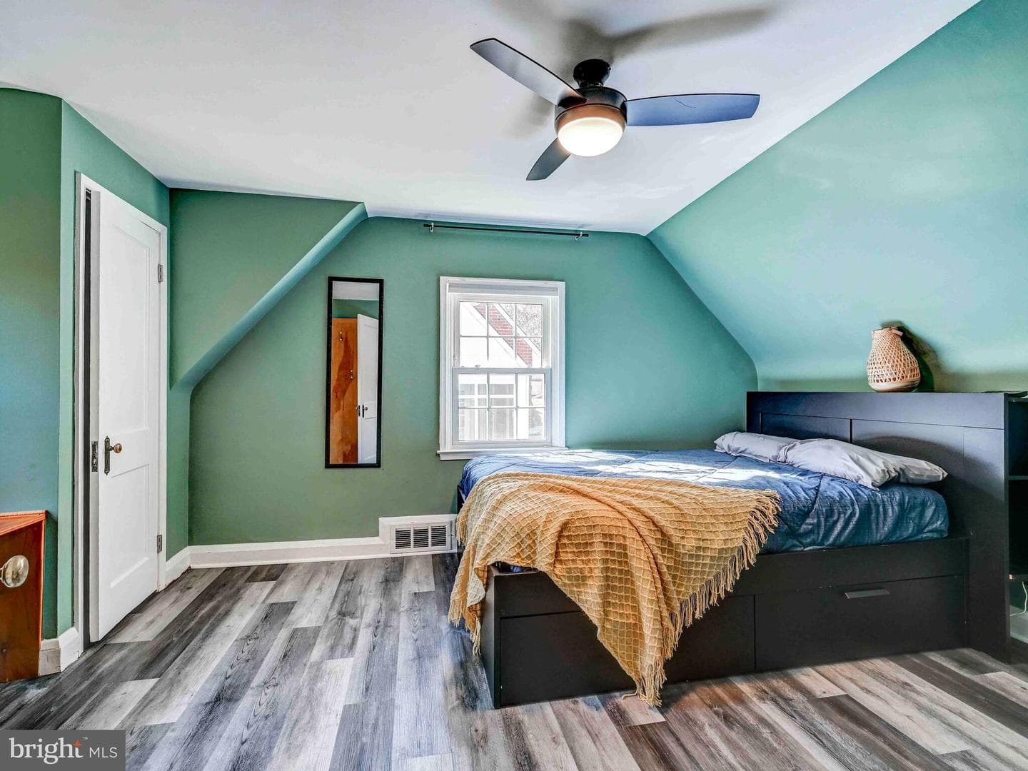 913 Adana Road photo 16