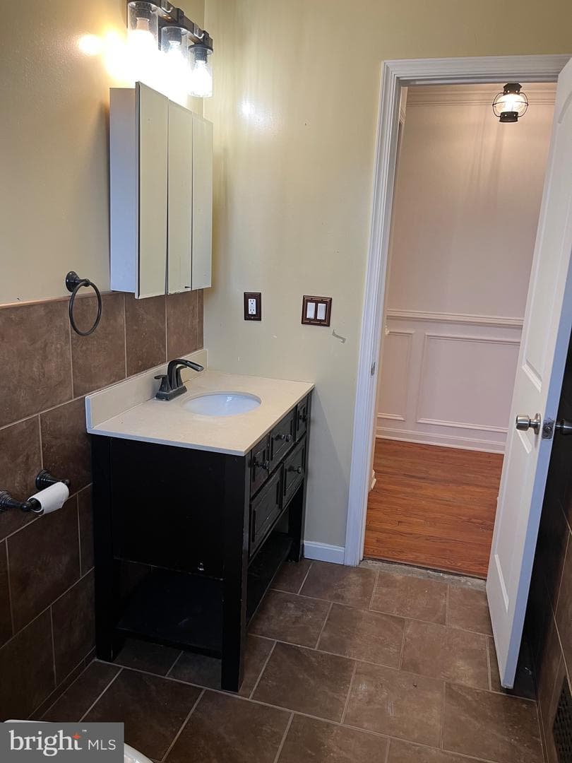 8829 Sigrid Road photo 14