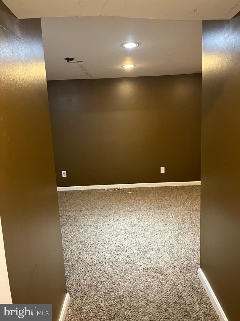 8829 Sigrid Road photo 22