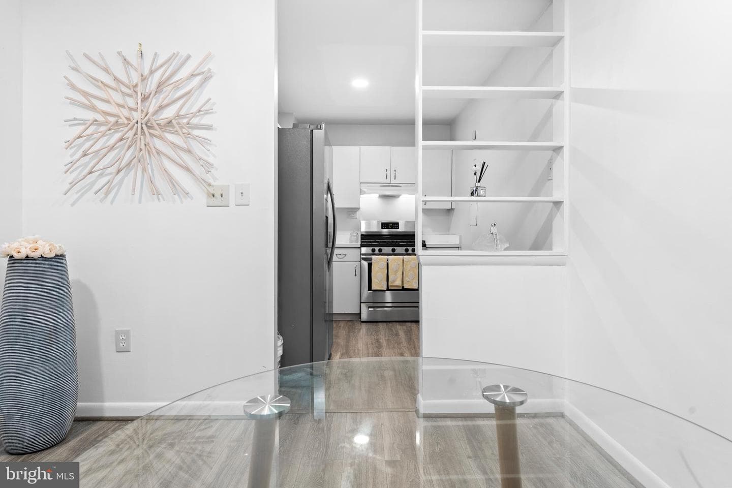 130 Slade Avenue #201 photo 9