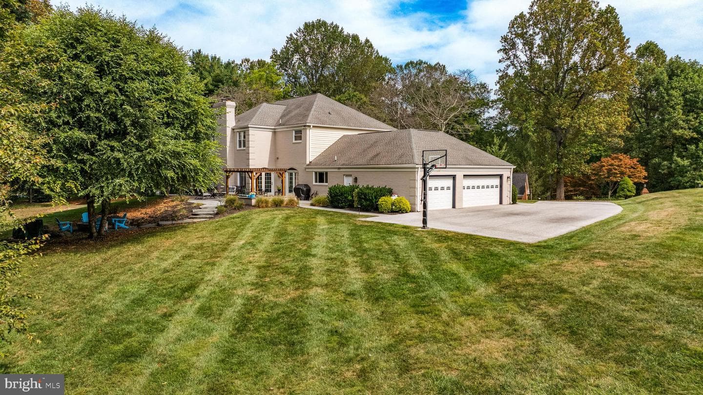 20 Highfield Court photo 48