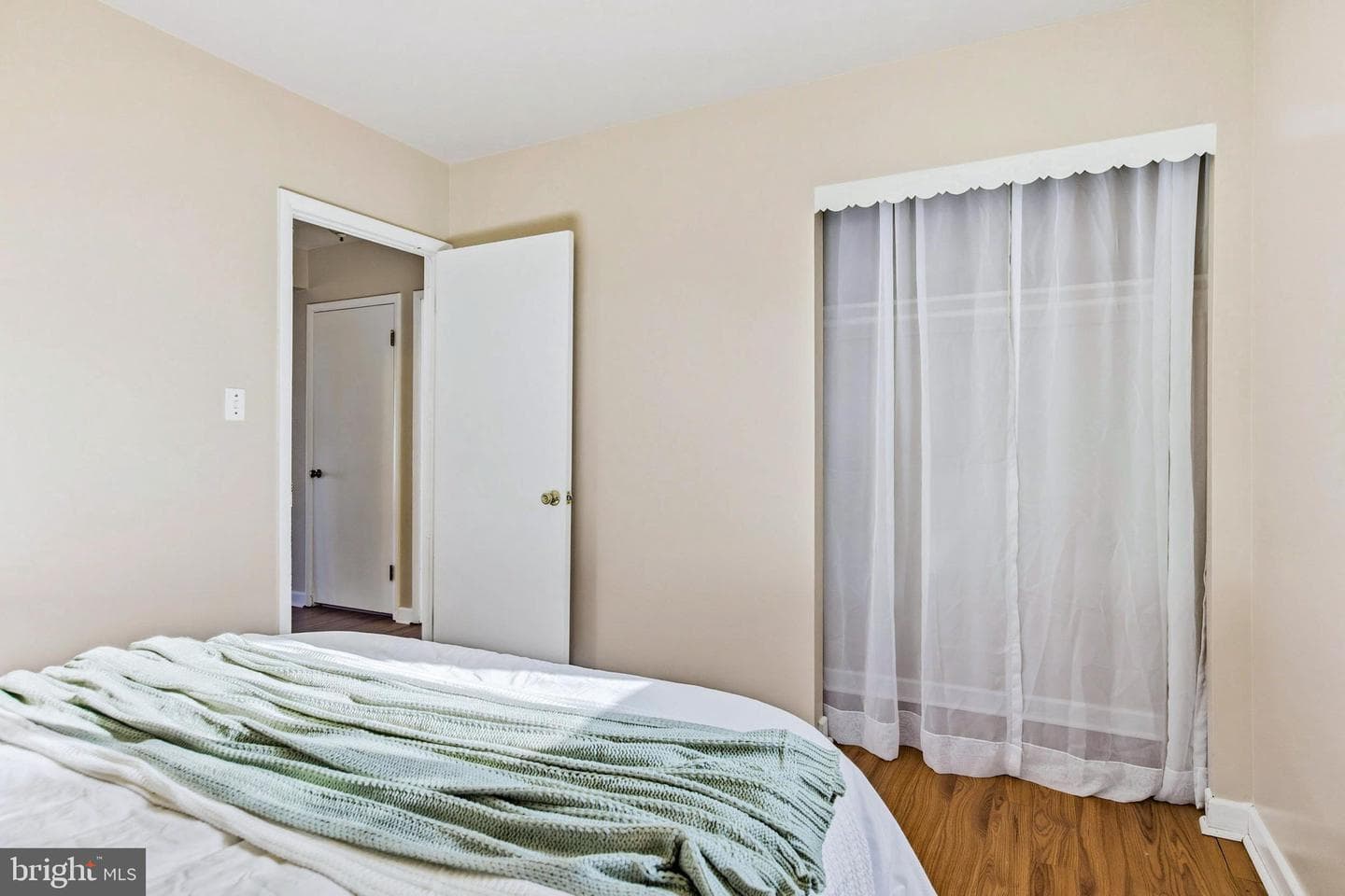 57 Gerard Avenue photo 22