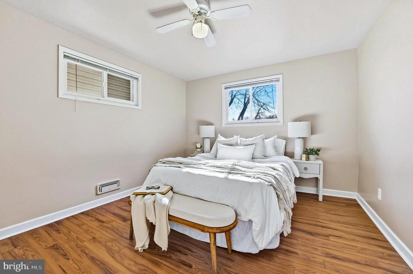 57 Gerard Avenue photo 24