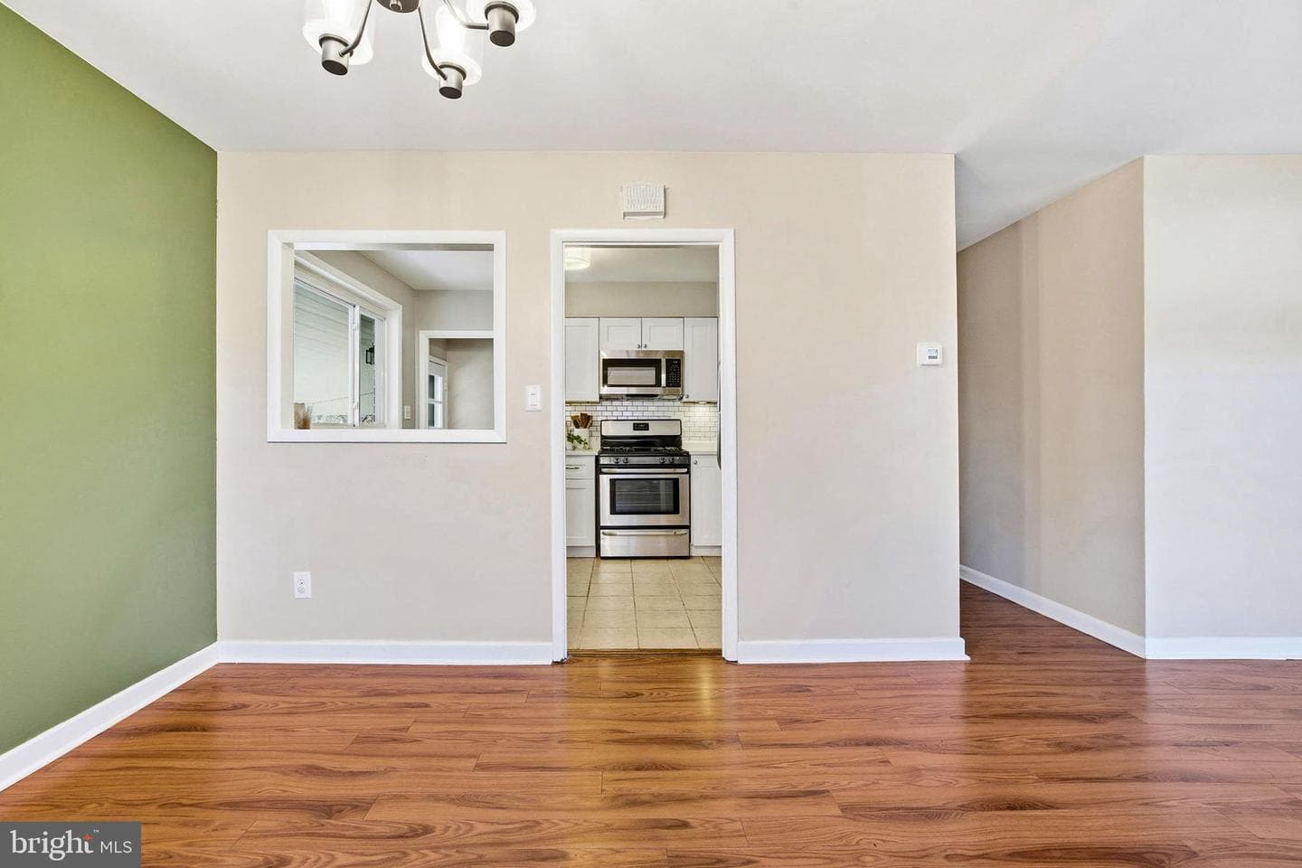 57 Gerard Avenue photo 9