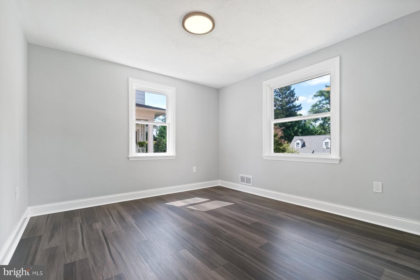 3605 Sylvan Drive photo 14