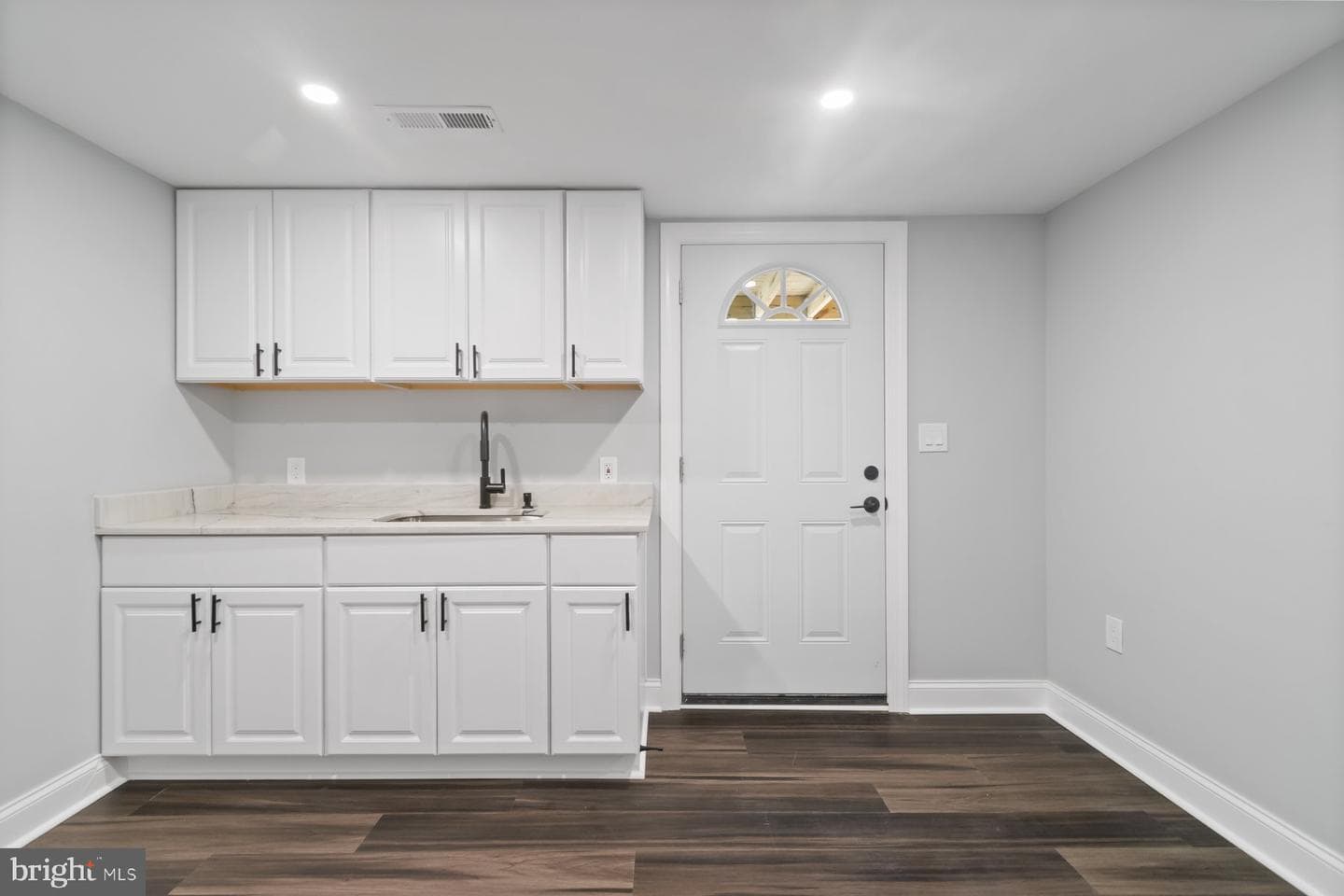 3605 Sylvan Drive photo 32