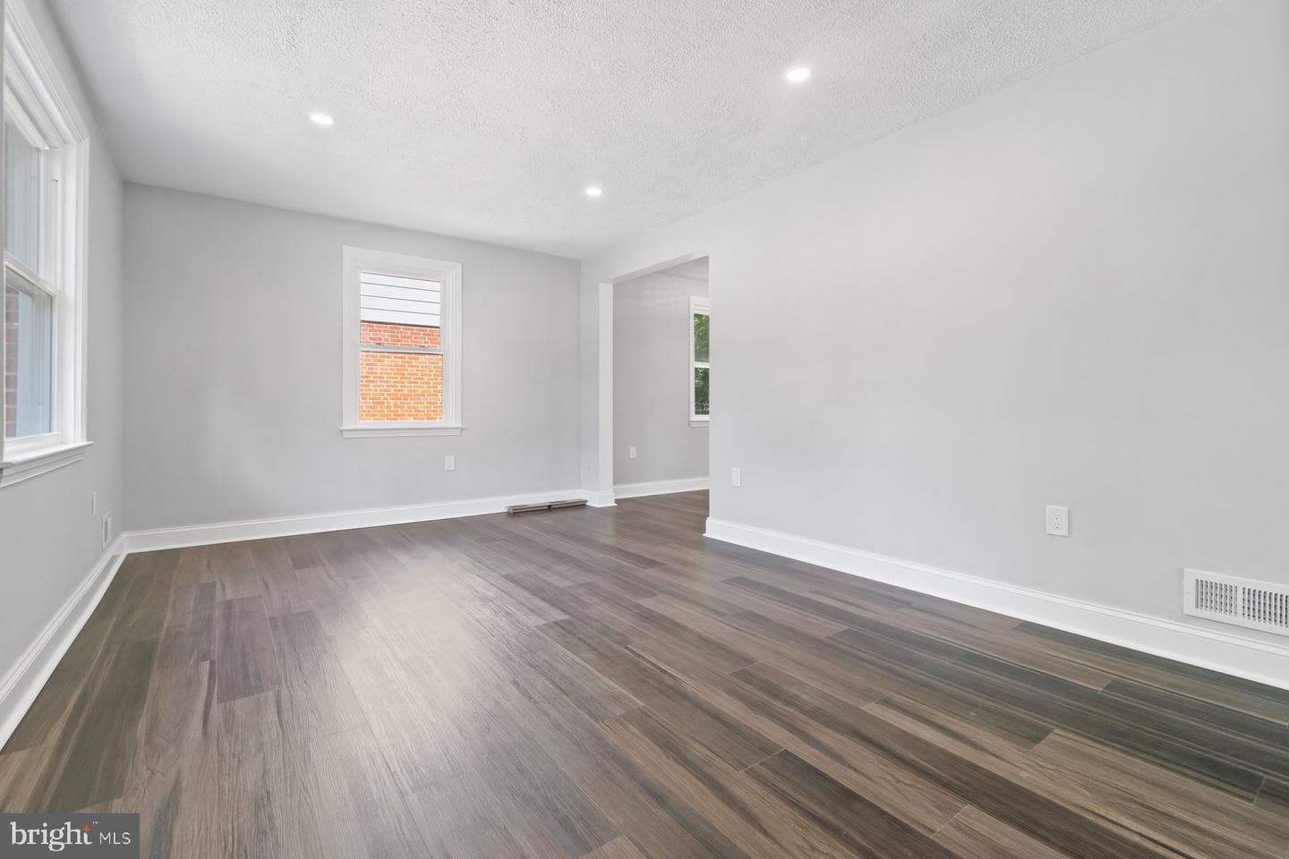 3605 Sylvan Drive photo 4