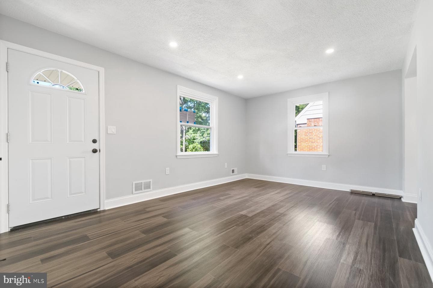 3605 Sylvan Drive photo 6