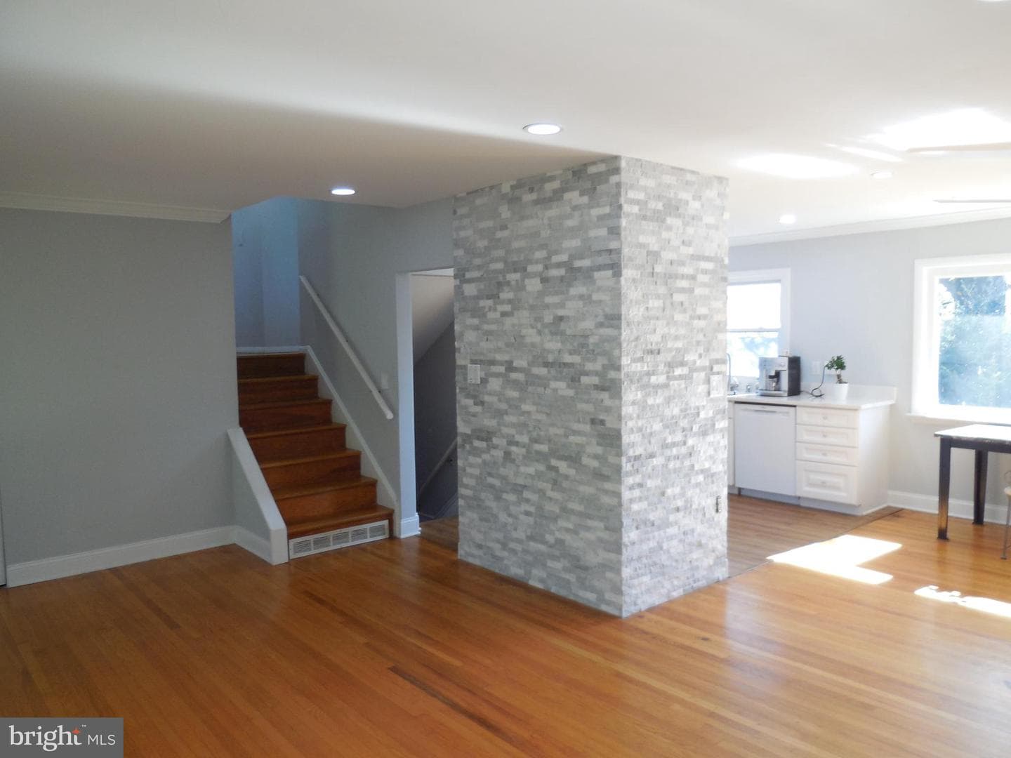 607 Church Road photo 12