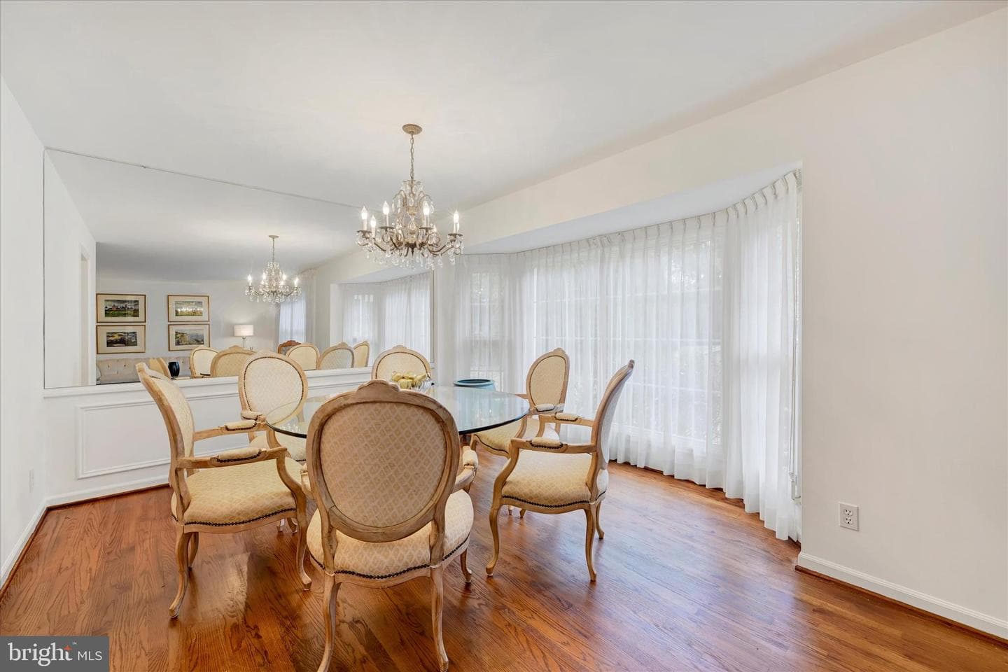 4 Midcrest Court photo 11