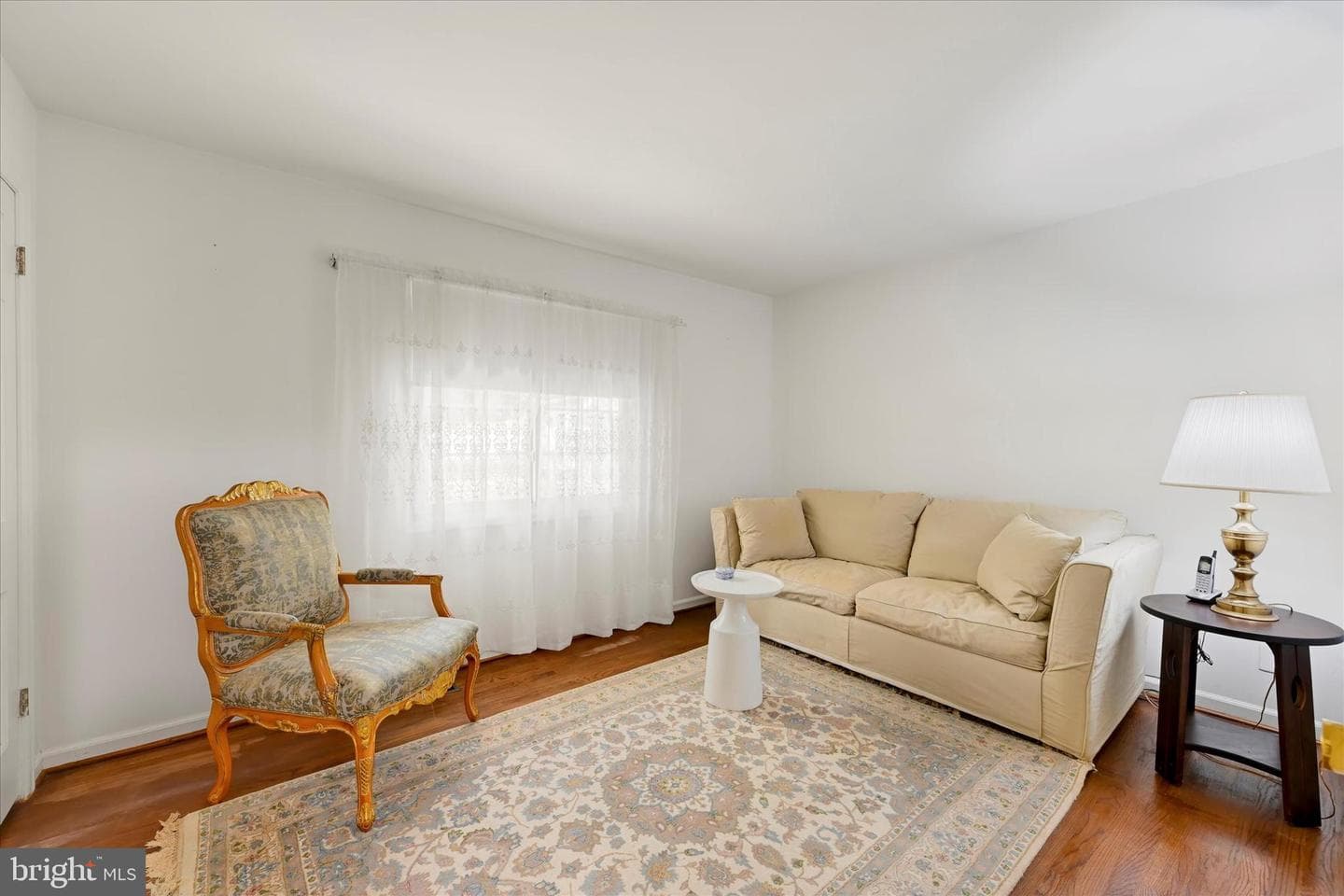 4 Midcrest Court photo 34