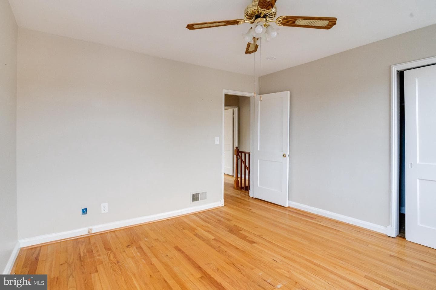 7455 Manchester Road photo 21